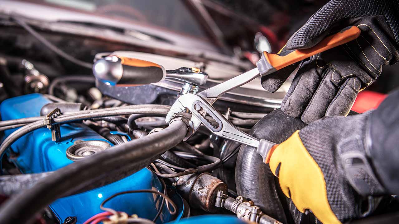 Common Car Problems And How To Fix Them | PC's Garage – Pedal Commander