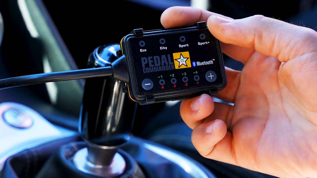 كيفية إزالة Pedal Commander - دليل خطوة بخطوة