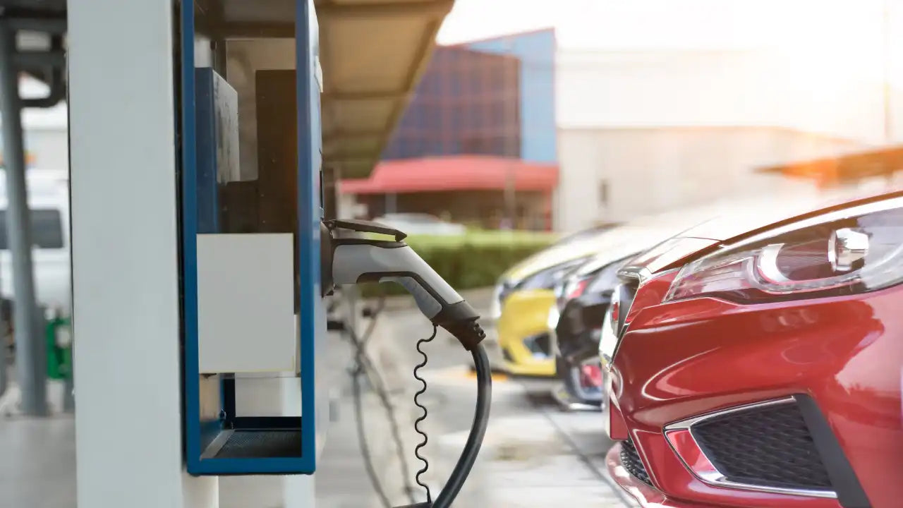 These are the Common Myths About Electric Cars Debunked