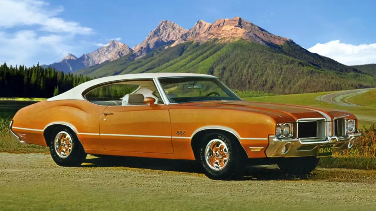 These Are the Most Iconic ‘Coke Bottle Style’ Muscle Cars Ever Built