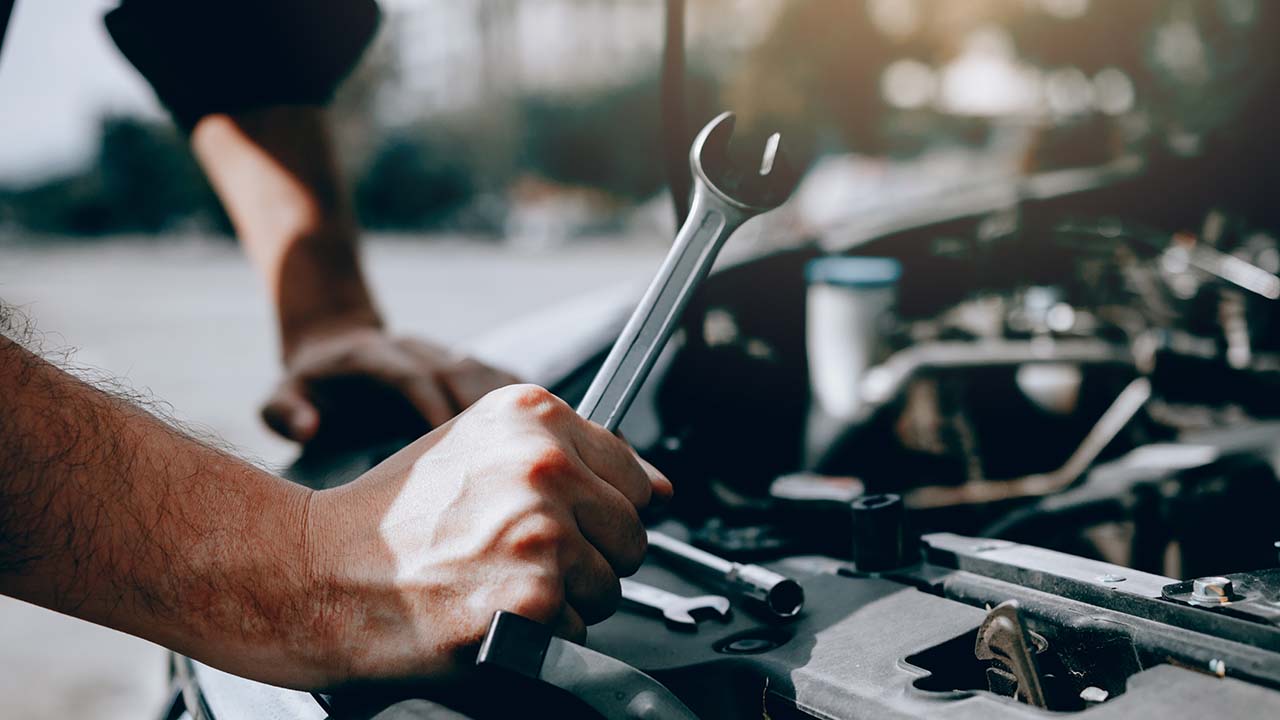 Wichtige Tipps zur Autopflege im Sommer für optimale Leistung und Langlebigkeit